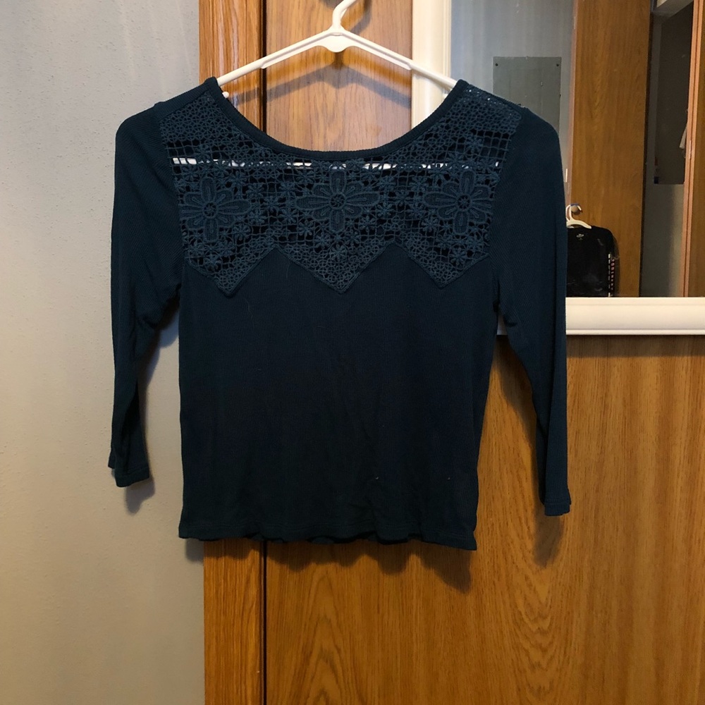 Blue AEO crop top